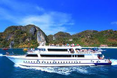 phi-phi-island-big-boat